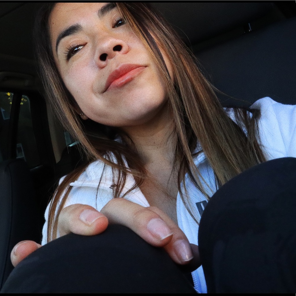 Meet your Posher, Belen